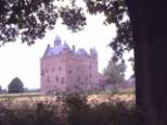 Klik op foto voor meer informatie over kasteel Doornenburg!!